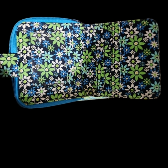 VERA BRADLEY: Daisy 🌻 CROSSBODY BAG & WALLET Both pieces!💙 MATCHING, RARE SET - Picture 14 of 16